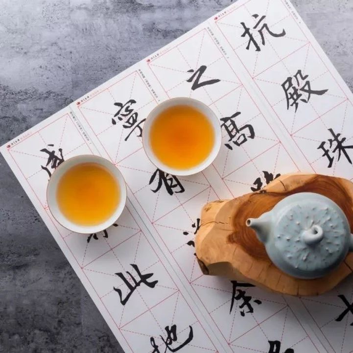 十首安然诗词：吃茶读闲书，听雨看落花