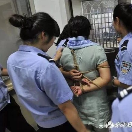 为什么国内死刑犯执行时要用绳子五花大绑？